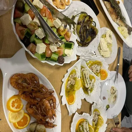 酒店 Kristi